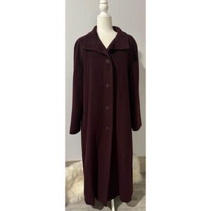 Max Mara 100% Pure New wool burgundy long coat button front with pockets 14